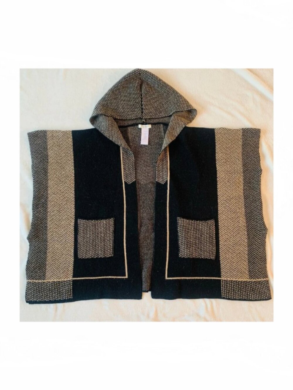 Anthropologie Cocogio Italian Wool/ Alpaca Blend Poncho cape, Tan/Black One Size